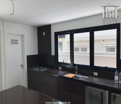 Imagem Casa de Condomínio com 4 Quartos à Venda, 420 m² em Alphaville - Barueri Imagem Casa de Condomínio com 4 Quartos à Venda, 420 m² em Alphaville - Barueri