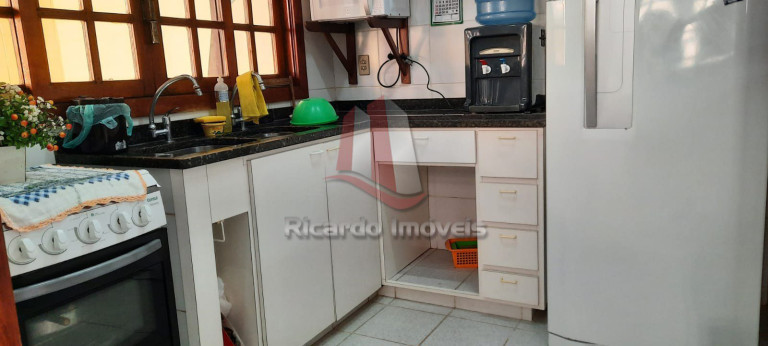 Imagem Casa de Condomínio com 2 Quartos à Venda, 100 m² em Peró - Cabo Frio