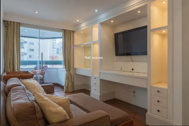Imagem Imóvel com 4 Quartos para Alugar, 147 m² em Moema - São Paulo Imagem Imóvel com 4 Quartos para Alugar, 147 m² em Moema - São Paulo