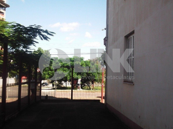 Imagem Apartamento com 2 Quartos à Venda, 68 m² em Passo Da Areia - Porto Alegre
