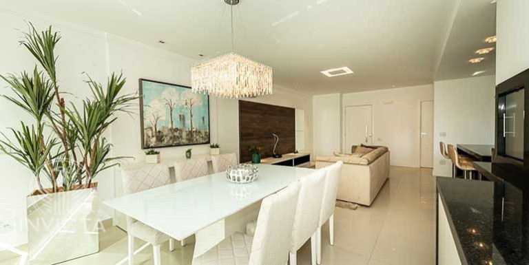 Imagem Apartamento com 3 Quartos à Venda, 130 m² em Centro - Balneário Camboriú Imagem Apartamento com 3 Quartos à Venda, 130 m² em Centro - Balneário Camboriú