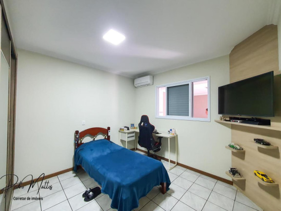 Imagem Casa com 3 Quartos à Venda, 250 m² em Vila Rezende - Piracicaba Imagem Casa com 3 Quartos à Venda, 250 m² em Vila Rezende - Piracicaba