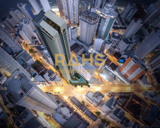 Imagem Apartamento com 4 Quartos à Venda, 177 m² em Centro - Balneário Camboriú Imagem Apartamento com 4 Quartos à Venda, 177 m² em Centro - Balneário Camboriú