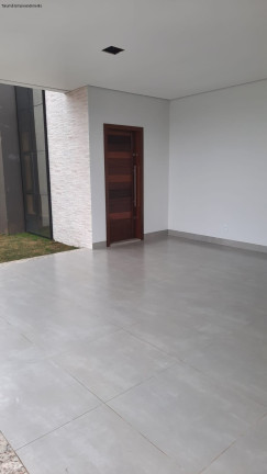Imagem Imóvel com 4 Quartos à Venda,  em Sinop - Sinop
