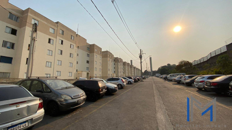 Imagem Apartamento com 2 Quartos à Venda, 48 m² em Vila Helena - Carapicuíba