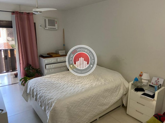 Imagem Casa com 4 Quartos à Venda, 172 m² em Barra Da Tijuca - Rio De Janeiro Imagem Casa com 4 Quartos à Venda, 172 m² em Barra Da Tijuca - Rio De Janeiro