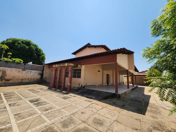 Imagem Casa com 4 Quartos à Venda, 354 m² em São João - Teresina