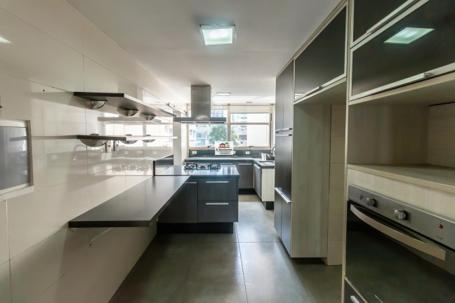 Imagem Apartamento com 2 Quartos para Alugar, 137 m² em Jardim Europa - São Paulo Imagem Apartamento com 2 Quartos para Alugar, 137 m² em Jardim Europa - São Paulo