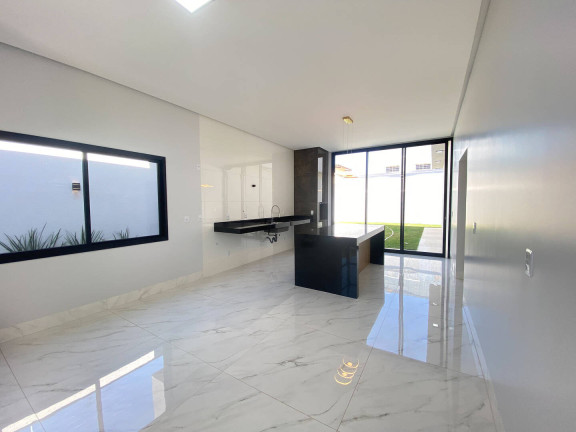 Imagem Casa com 3 Quartos à Venda, 164 m² em Jardim Dos Turistas - Caldas Novas