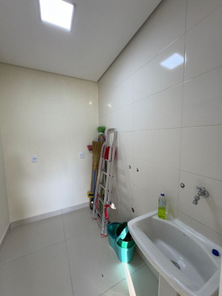 Imagem Sobrado com 3 Quartos à Venda, 278 m² em Mosaico Da Serra - Mogi Das Cruzes Imagem Sobrado com 3 Quartos à Venda, 278 m² em Mosaico Da Serra - Mogi Das Cruzes