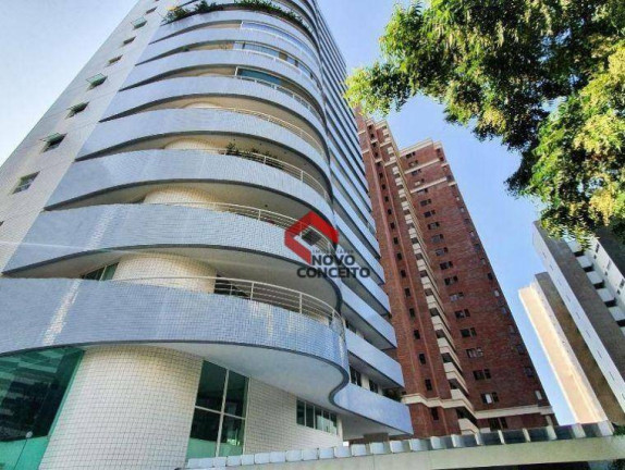 Apartamento com 3 Quartos à Venda, 220 m² em Meireles - Fortaleza