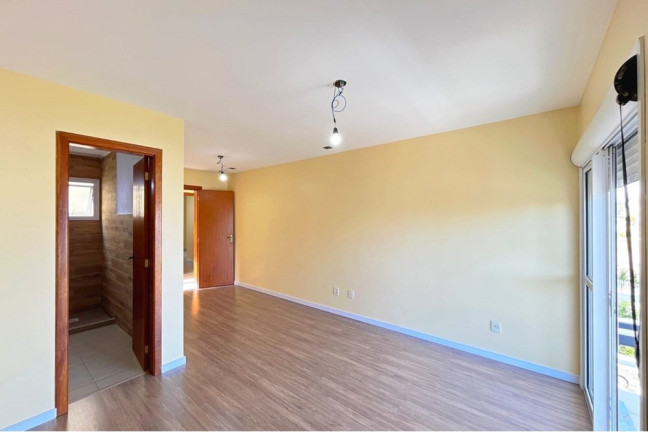 Imagem Casa com 3 Quartos à Venda, 230 m² em Hípica - Porto Alegre Imagem Casa com 3 Quartos à Venda, 230 m² em Hípica - Porto Alegre