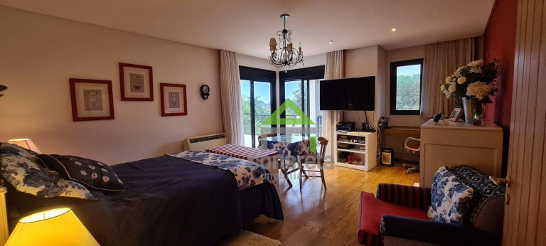 Imagem Casa de Condomínio com 3 Quartos à Venda, 557 m² em Jardim Mediterrâneo - Cotia Imagem Casa de Condomínio com 3 Quartos à Venda, 557 m² em Jardim Mediterrâneo - Cotia