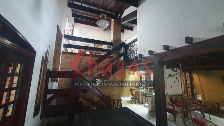 Imagem Casa com 4 Quartos à Venda, 460 m² em Caraguatatuba Imagem Casa com 4 Quartos à Venda, 460 m² em Caraguatatuba