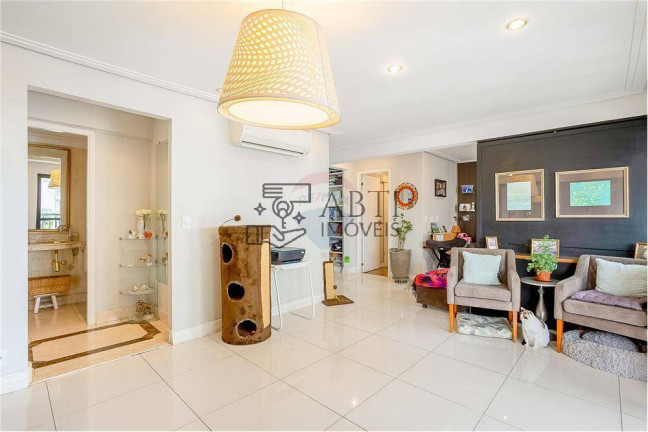 Imagem Apartamento com 3 Quartos à Venda, 100 m² em Moema - São Paulo