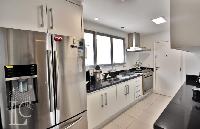 Imagem Apartamento com 3 Quartos à Venda, 181 m² em Moema - São Paulo