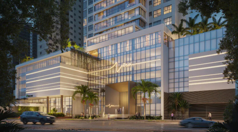 Imóvel com 5 Quartos à Venda, 480 m² em Centro - Balneário Camboriú