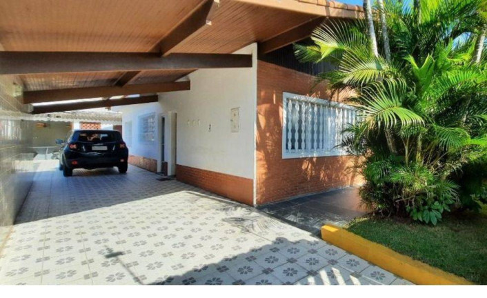 Casa com 4 Quartos à Venda, 479 m² em Florida - Peruíbe
