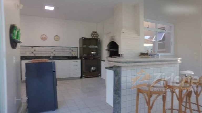 Imagem Casa com 4 Quartos à Venda, 600 m² em Olaria - Guarapari