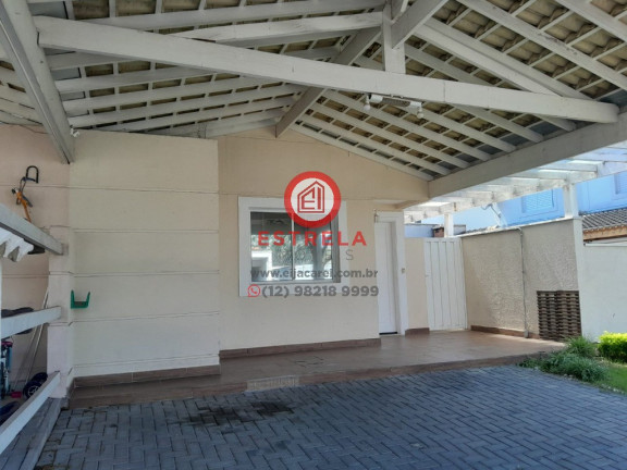 Imagem Casa com 3 Quartos à Venda, 120 m² em Condomínio Residence Club - Jacareí Imagem Casa com 3 Quartos à Venda, 120 m² em Condomínio Residence Club - Jacareí