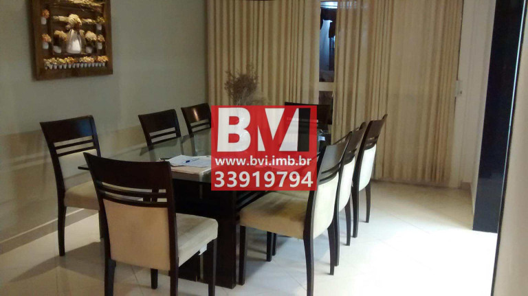 Imagem Casa com 3 Quartos à Venda, 402 m² em Olaria - Rio De Janeiro Imagem Casa com 3 Quartos à Venda, 402 m² em Olaria - Rio De Janeiro