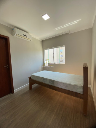 Imagem Casa com 3 Quartos à Venda, 200 m² em Colina De Laranjeiras - Serra Imagem Casa com 3 Quartos à Venda, 200 m² em Colina De Laranjeiras - Serra