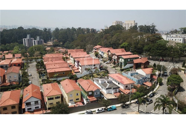 Imagem Casa de Condomínio com 3 Quartos à Venda, 108 m² em Parque Munhoz - São Paulo