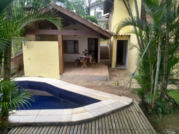 Casa com 3 Quartos à Venda,  em Bexiga - Ilhabela