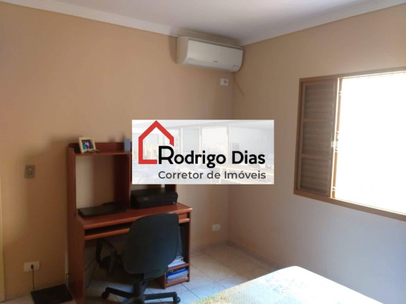 Imagem Casa com 2 Quartos à Venda, 177 m² em Jundiaí Imagem Casa com 2 Quartos à Venda, 177 m² em Jundiaí