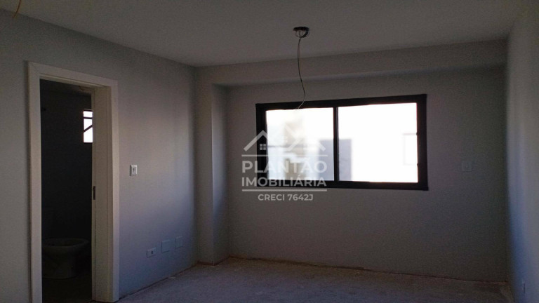 Imagem Sobrado com 3 Quartos à Venda, 105 m² em Uberaba - Curitiba Imagem Sobrado com 3 Quartos à Venda, 105 m² em Uberaba - Curitiba