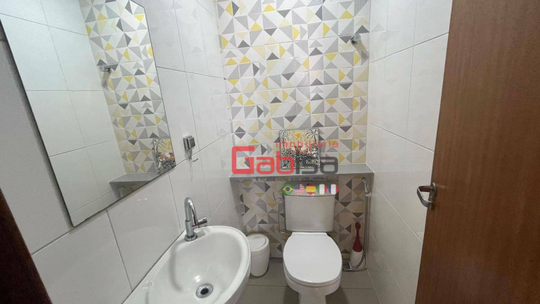 Imagem Apartamento com 2 Quartos à Venda, 80 m² em Jardim Flamboyant - Cabo Frio