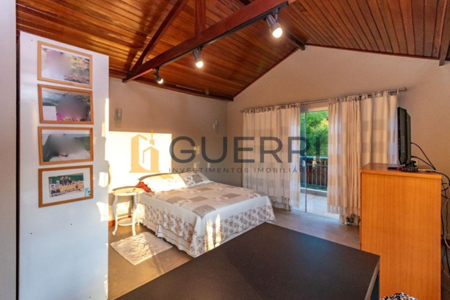 Imagem Casa com 5 Quartos à Venda, 2.072 m² em Park Way - Brasília Imagem Casa com 5 Quartos à Venda, 2.072 m² em Park Way - Brasília