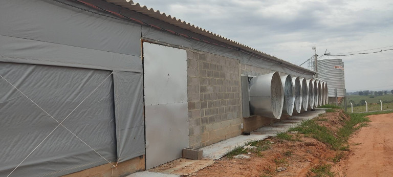 Imagem Chácara com 3 Quartos à Venda, 774 m² em Zona Rural - Alambari