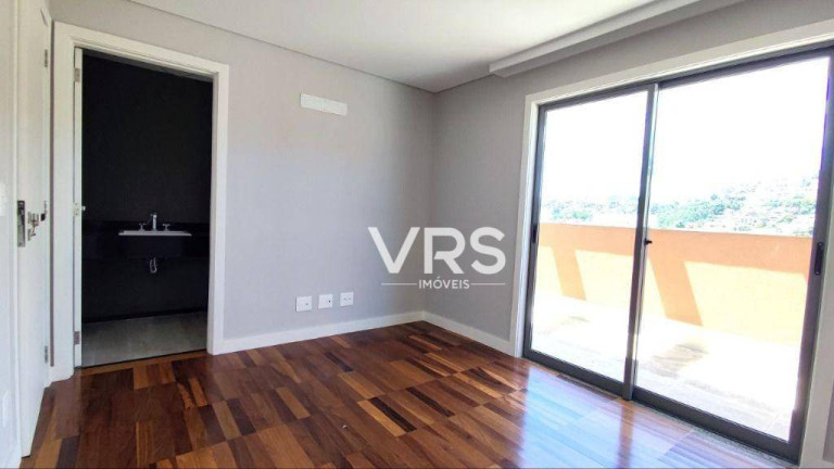 Imagem Cobertura com 3 Quartos à Venda, 208 m² em Agriões - Teresópolis Imagem Cobertura com 3 Quartos à Venda, 208 m² em Agriões - Teresópolis
