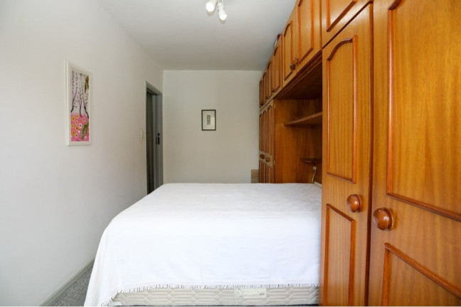 Imagem Apartamento com 2 Quartos à Venda, 69 m² em Vila Ipiranga - Porto Alegre Imagem Apartamento com 2 Quartos à Venda, 69 m² em Vila Ipiranga - Porto Alegre