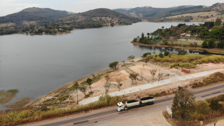 Imagem Terreno à Venda, 1.950 m² em Barragem Benfica - Itaúna Imagem Terreno à Venda, 1.950 m² em Barragem Benfica - Itaúna
