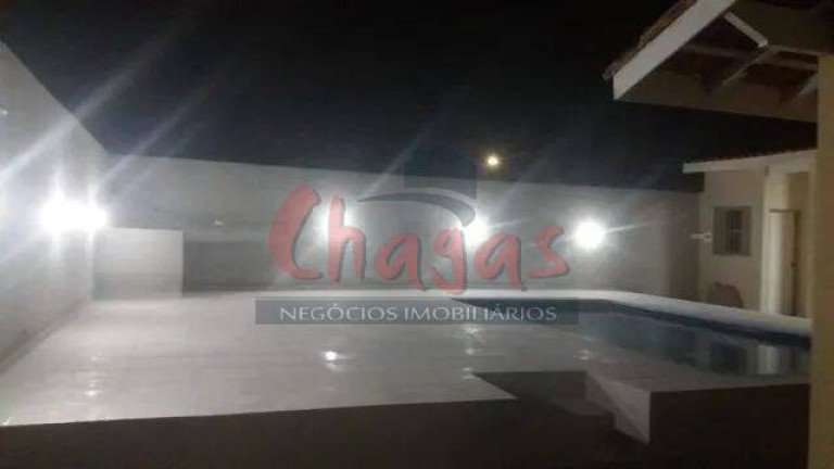 Imagem Casa com 4 Quartos à Venda, 200 m² em Pontal De Santa Marina - Caraguatatuba Imagem Casa com 4 Quartos à Venda, 200 m² em Pontal De Santa Marina - Caraguatatuba