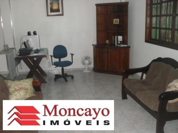Imagem Sobrado com 6 Quartos à Venda, 420 m² em Centro - Caraguatatuba Imagem Sobrado com 6 Quartos à Venda, 420 m² em Centro - Caraguatatuba