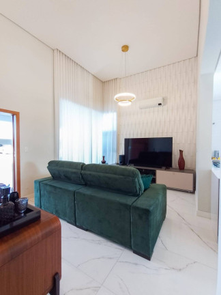 Imagem Casa com 3 Quartos à Venda, 320 m² em Taubaté