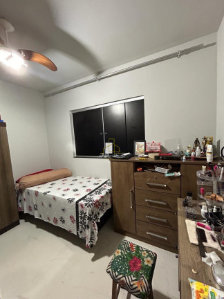 Imagem Casa com 3 Quartos à Venda, 200 m² em Barcelona - Serra