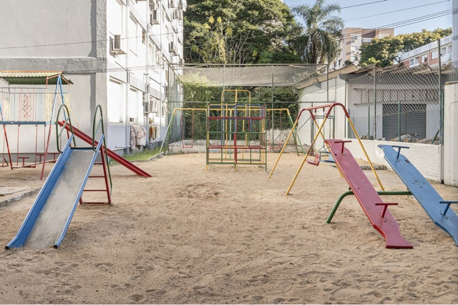 Imagem Imóvel com 2 Quartos à Venda,  em Partenon - Porto Alegre