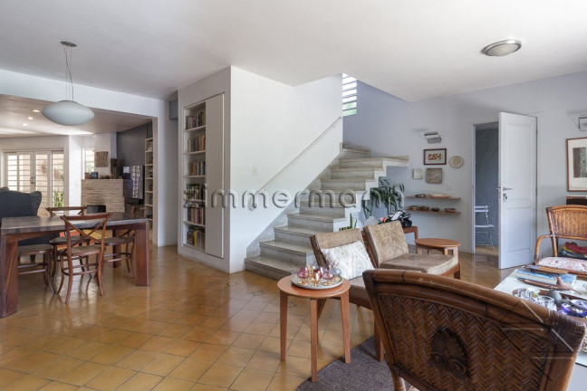Casa com 3 Quartos à Venda, 212 m² em Sumare - São Paulo