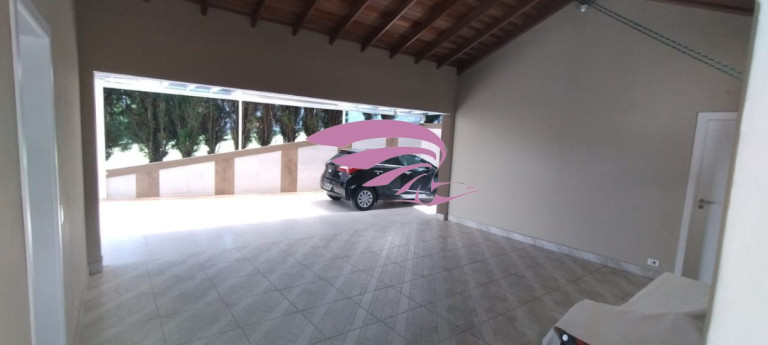Imagem Casa com 3 Quartos à Venda, 350 m² em Butiatuvinha - Curitiba Imagem Casa com 3 Quartos à Venda, 350 m² em Butiatuvinha - Curitiba