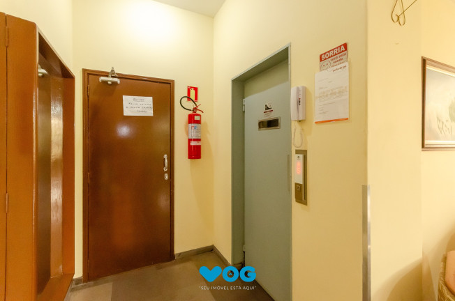 Imagem Imóvel com 2 Quartos à Venda, 72 m² em Santa Cecília - Porto Alegre Imagem Imóvel com 2 Quartos à Venda, 72 m² em Santa Cecília - Porto Alegre