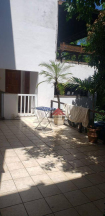 Imagem Casa com 3 Quartos à Venda, 400 m² em Piratininga - Niterói