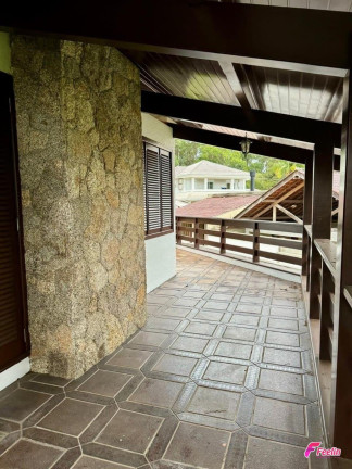 Imagem Casa com 4 Quartos à Venda, 340 m² em Cacupé - Florianópolis Imagem Casa com 4 Quartos à Venda, 340 m² em Cacupé - Florianópolis
