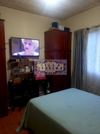Imagem Apartamento com 2 Quartos à Venda, 48 m² em Araras - Teresópolis