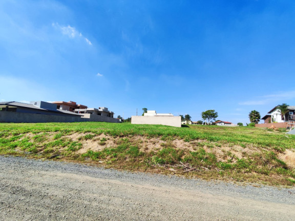 Terreno à Venda, 1.350 m² em Ninho Verde I - Porangaba