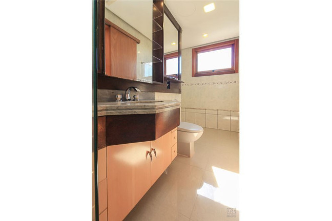 Imagem Apartamento com 3 Quartos à Venda, 211 m² em Mont Serrat - Porto Alegre