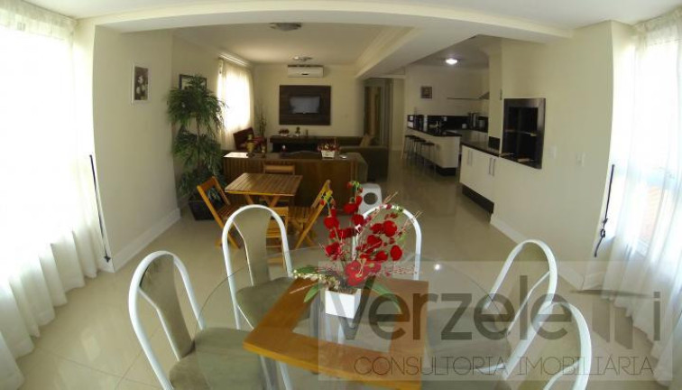 Imagem Apartamento com 3 Quartos para Temporada, 146 m² em Centro - Balneário Camboriú Imagem Apartamento com 3 Quartos para Temporada, 146 m² em Centro - Balneário Camboriú